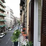 Dom wakacyjny Casa Blu Casa Crispi 51 *